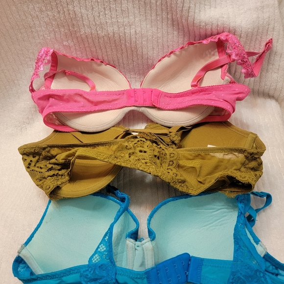 Bra bundle 36C - Picture 2 of 2